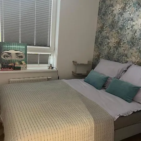 Elle Apartment *